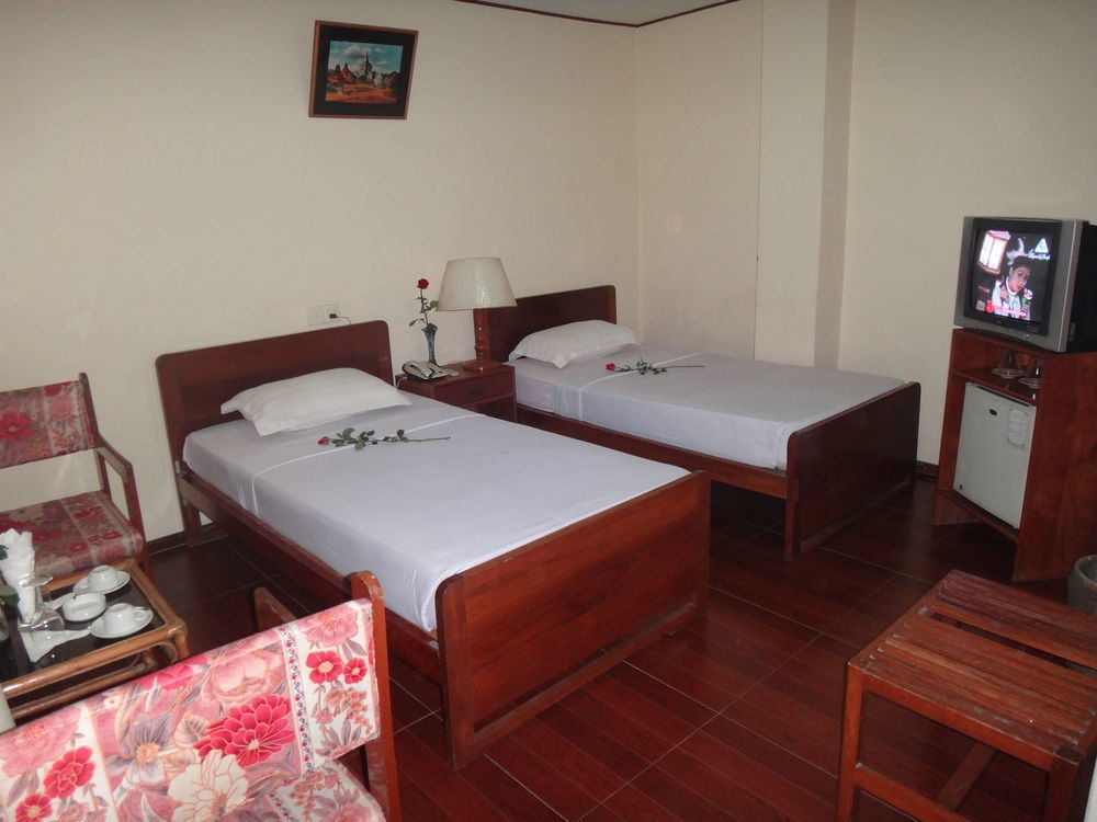 Chit Sayar Hotel ย่างกุ้ง ภายนอก รูปภาพ