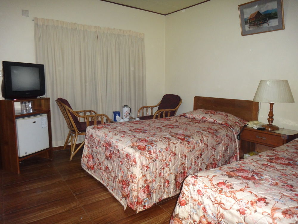 Chit Sayar Hotel ย่างกุ้ง ภายนอก รูปภาพ
